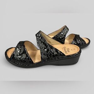 Finn Comfort Black Leather Sandals EU 42 Croc Embossed Footbed Slides